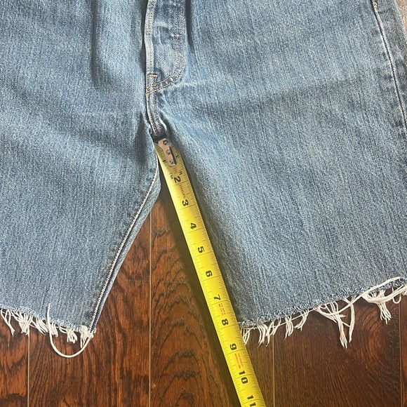 LEVI’S 501 Bermuda Cut Offs 33- Size 10 Womens - Picture 8 of 10
